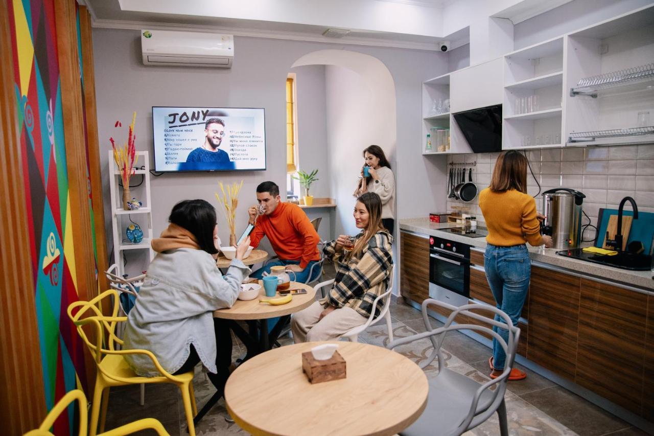 בישקק People Hostel מראה חיצוני תמונה