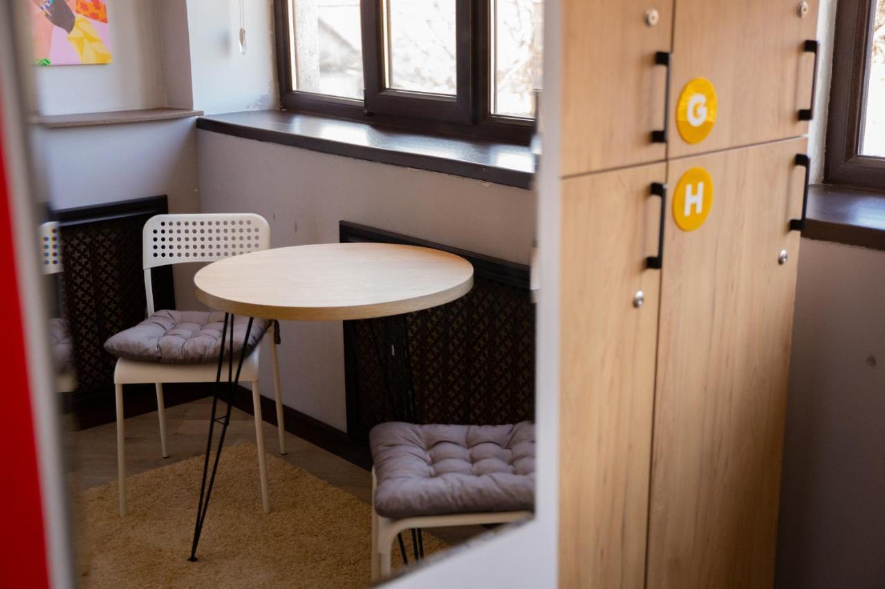 בישקק People Hostel מראה חיצוני תמונה