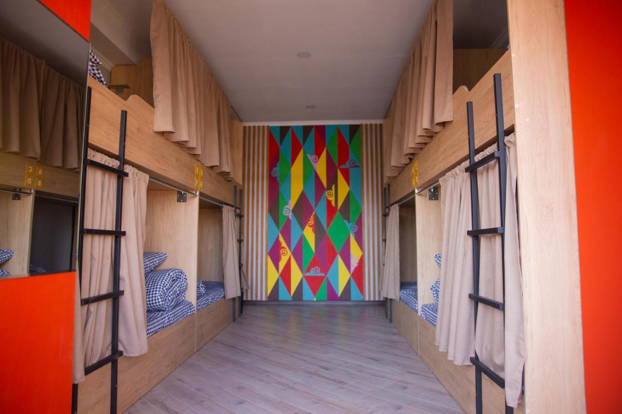 בישקק People Hostel מראה חיצוני תמונה