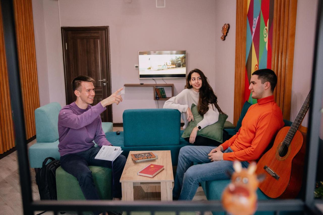 בישקק People Hostel מראה חיצוני תמונה