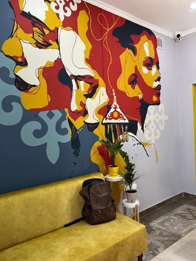 בישקק People Hostel מראה חיצוני תמונה